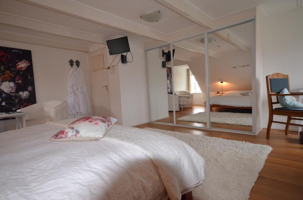 Bed and Breakfast Bloemenhoeve Birdaard Экстерьер фото