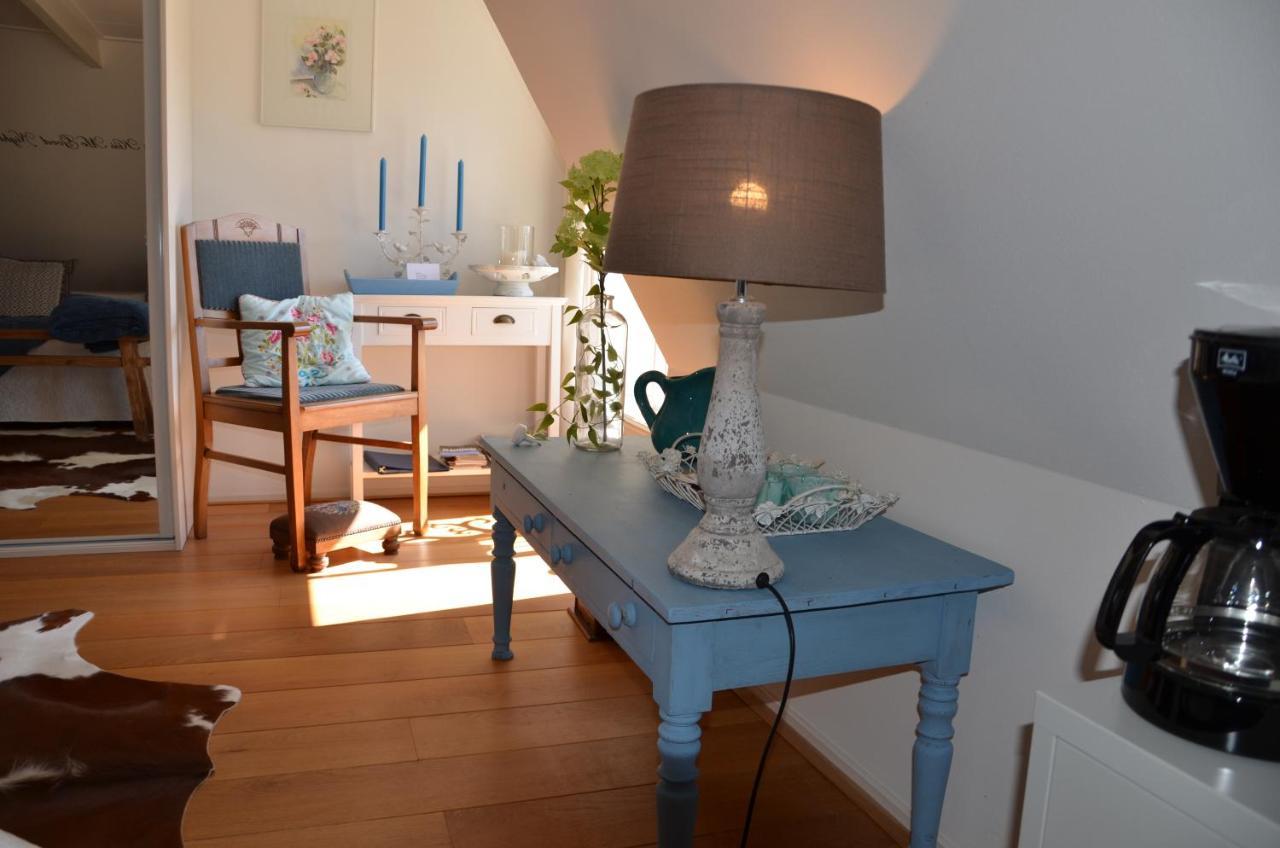 Bed and Breakfast Bloemenhoeve Birdaard Экстерьер фото