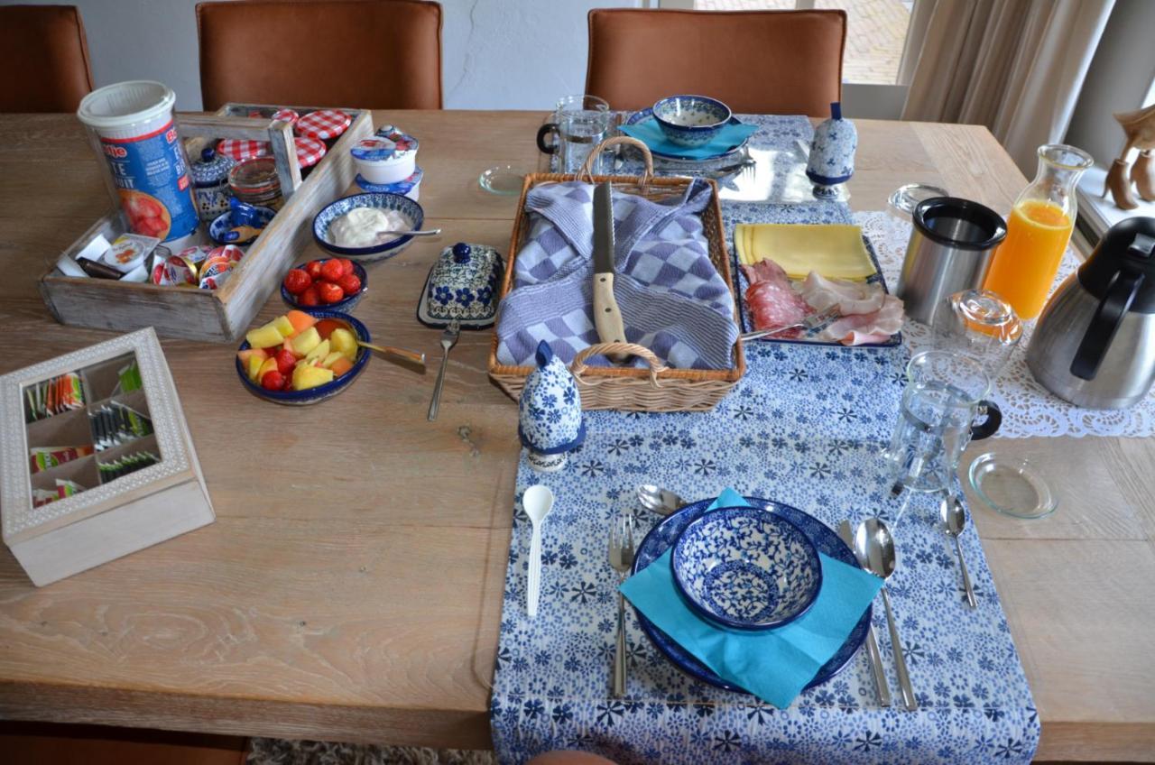 Bed and Breakfast Bloemenhoeve Birdaard Экстерьер фото